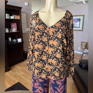 Ann Taylor black & brown long sleeve Vneck blouse w/lining-size M